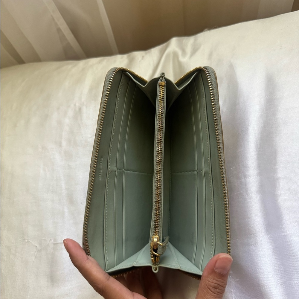 Miu Miu Khaki Beige Crocodile Embossed Long Zip Wallet (relist) - Picture 11 of 16